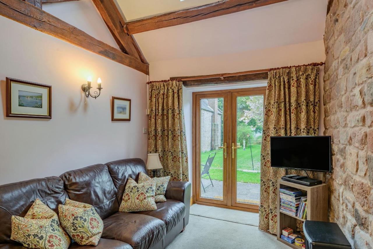 Wren Cottage Rudyard ภายนอก รูปภาพ
